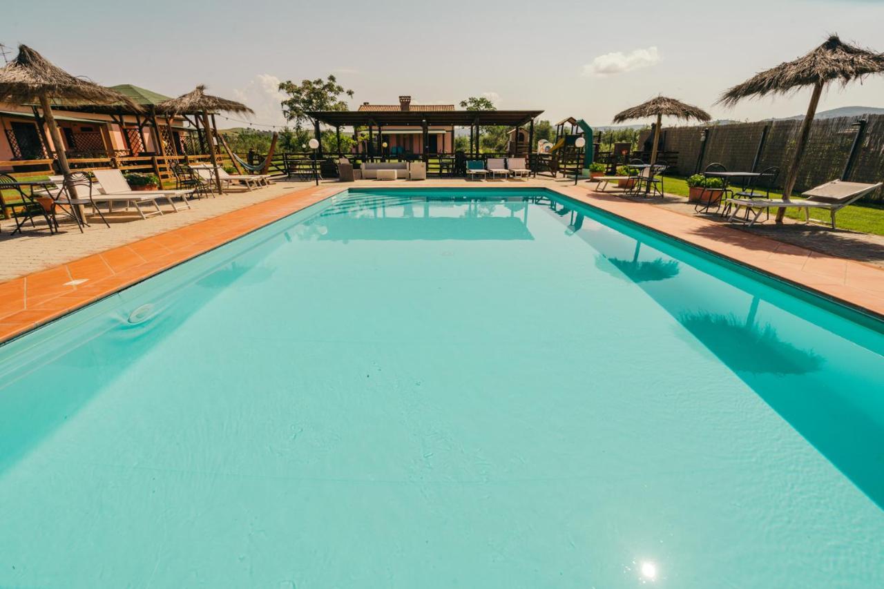 Agriturismo Il Laghetto 그레세토 외부 사진