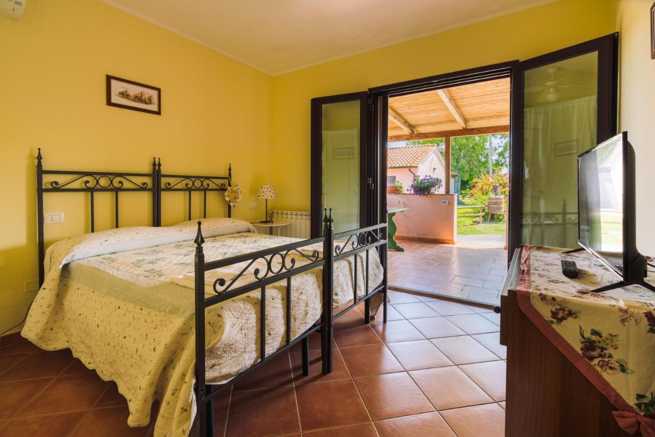 Agriturismo Il Laghetto 그레세토 외부 사진